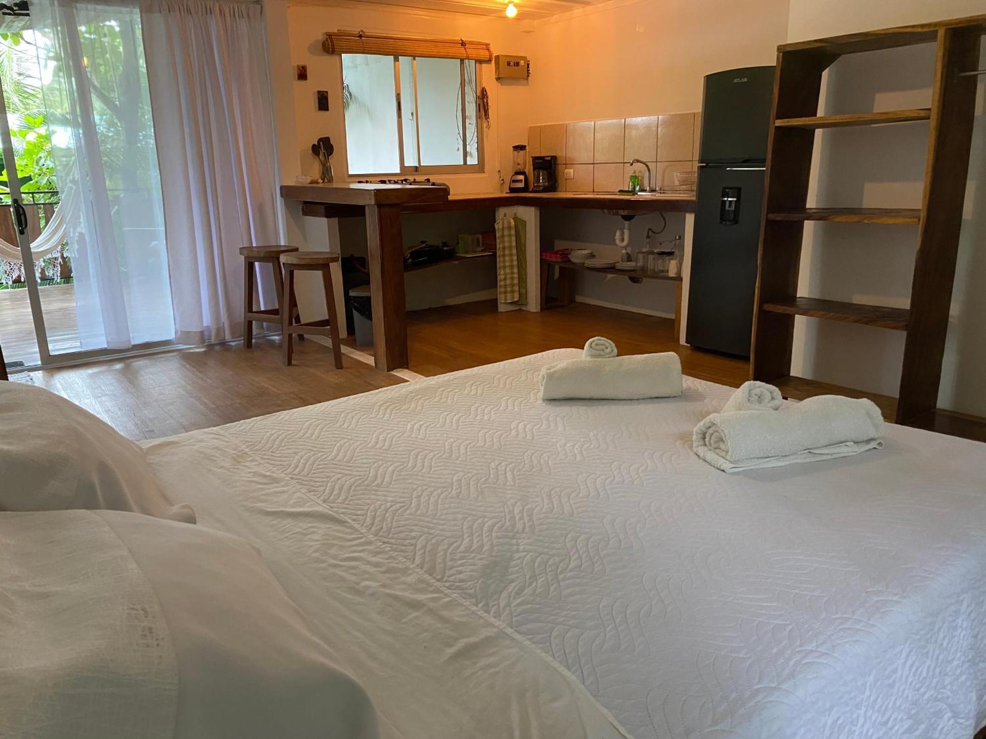 Nahele Lodge Playa Santa Teresa  Ngoại thất bức ảnh